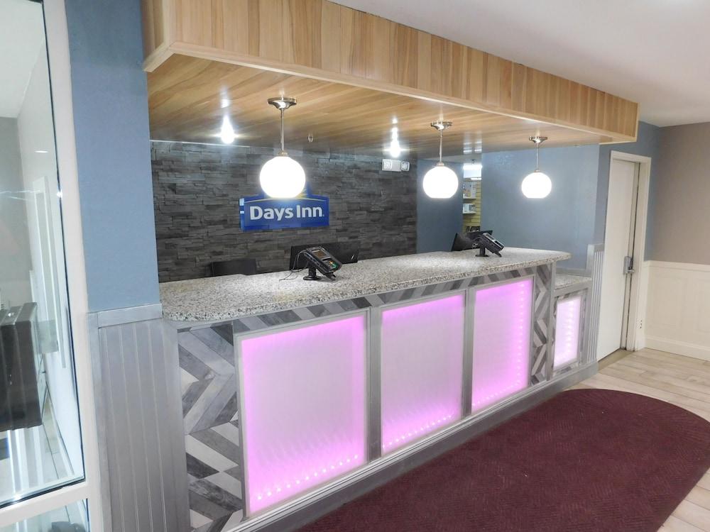 Days Inn By Wyndham West Des Moines - Clive Екстер'єр фото