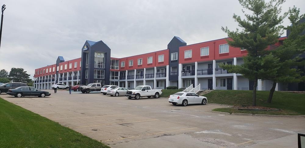 Days Inn By Wyndham West Des Moines - Clive Екстер'єр фото