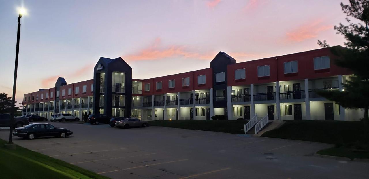 Days Inn By Wyndham West Des Moines - Clive Екстер'єр фото